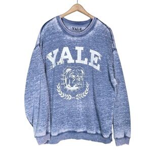 YALE University Raglan Sleeve Pullover